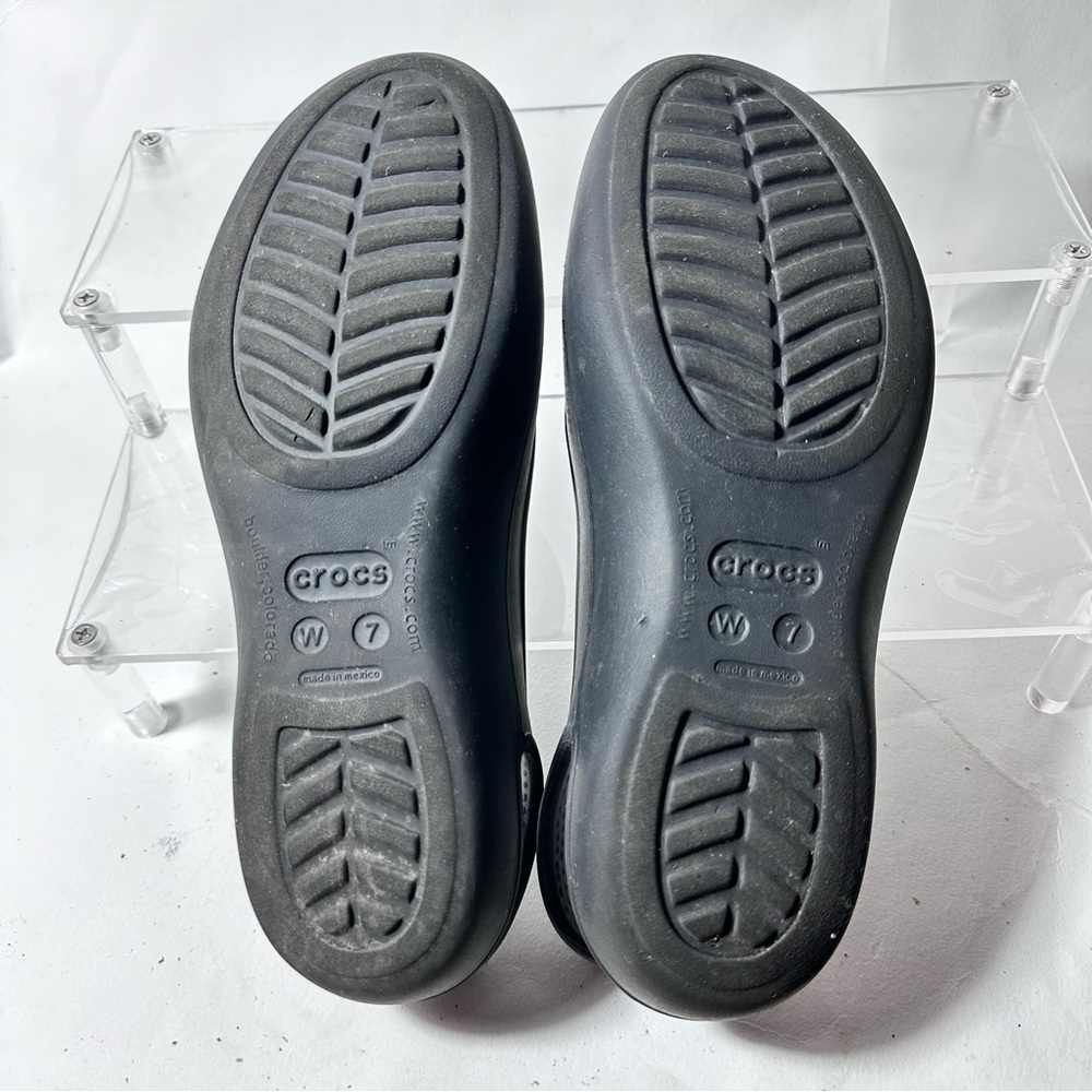 Shoes - Picture 10 of 10